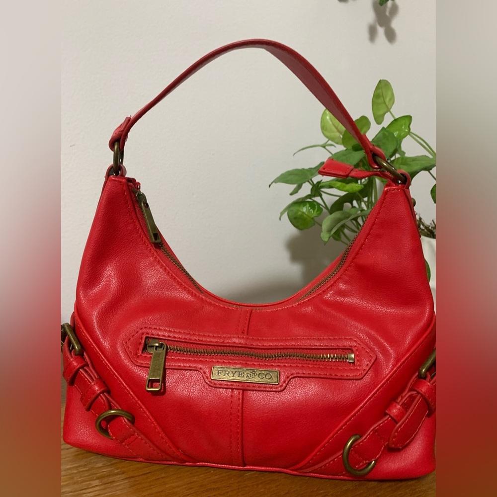 Frye & Co. Tinsley Buckle Baguette Crescent Bag in Red Zip Top Western